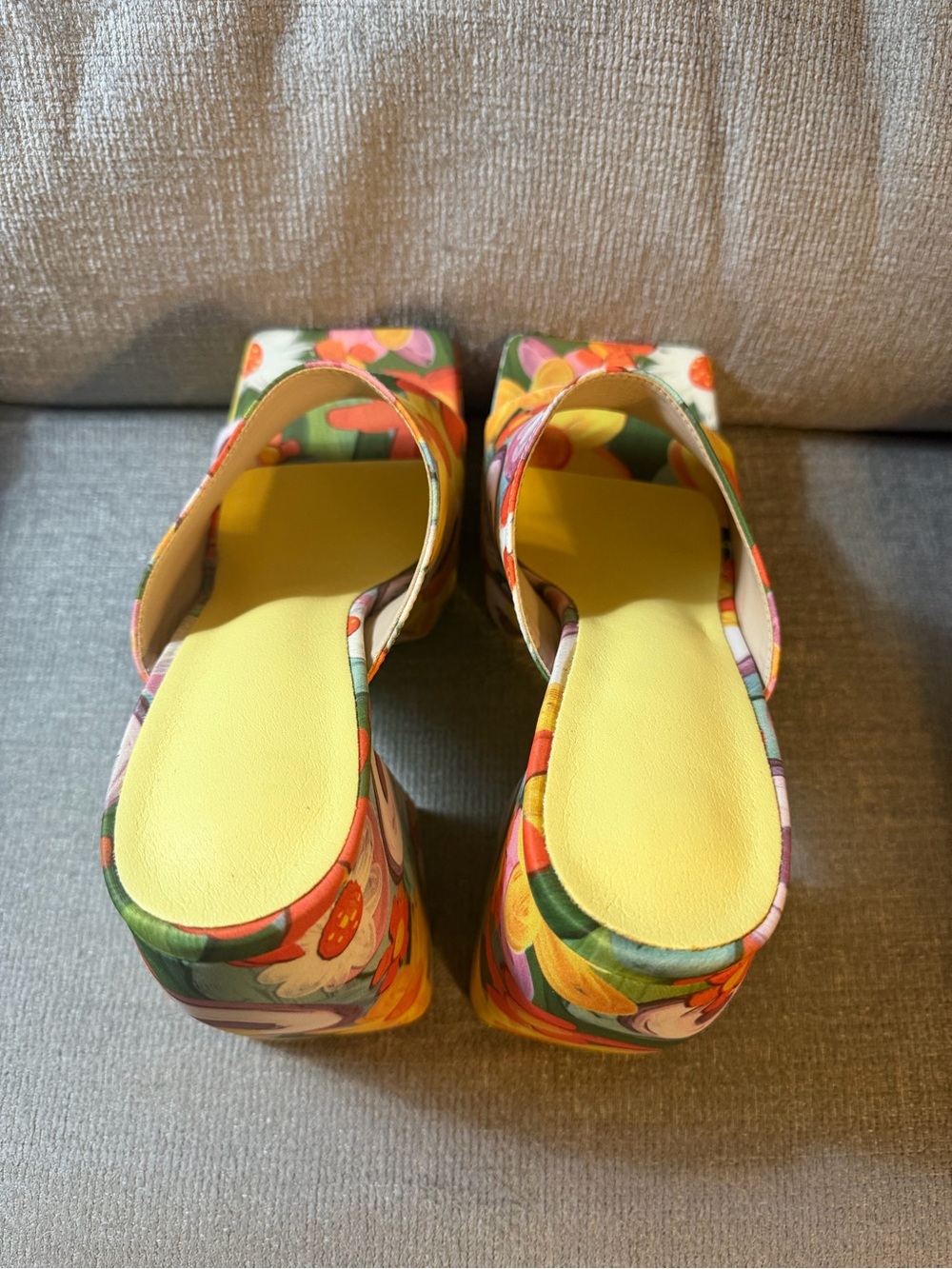 Floral Platform Slide - Yellow & Multicolor - Picture 4 of 4